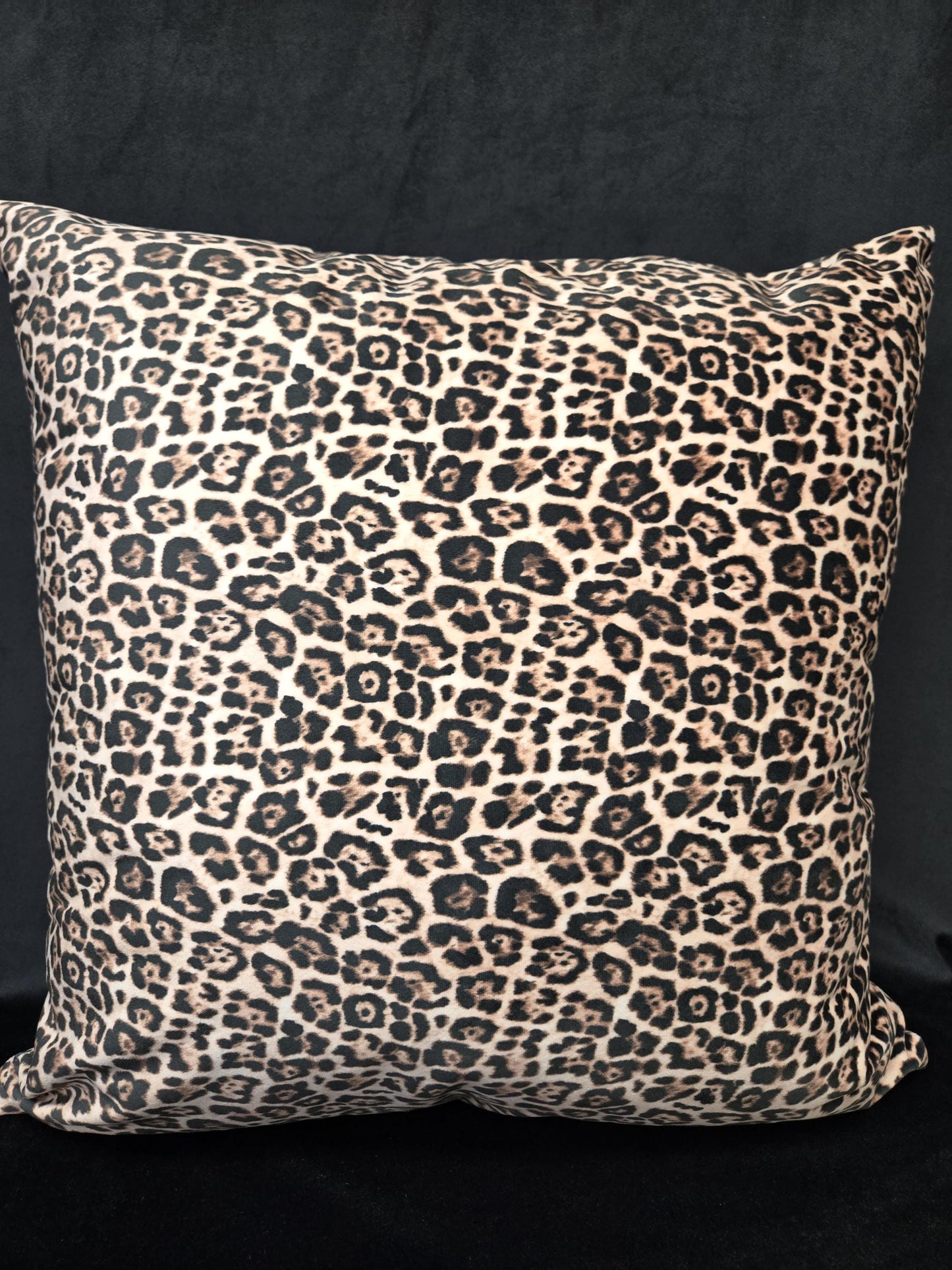 Leopard Plush Velvet β Stylish Animal Print Decorative Throw Pillow for Sofa, Bed, or Couch